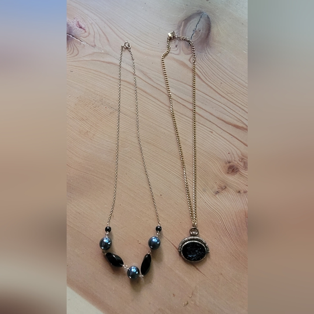 Hemetite &Blk Onyx Gold and Black Pendant Necklace